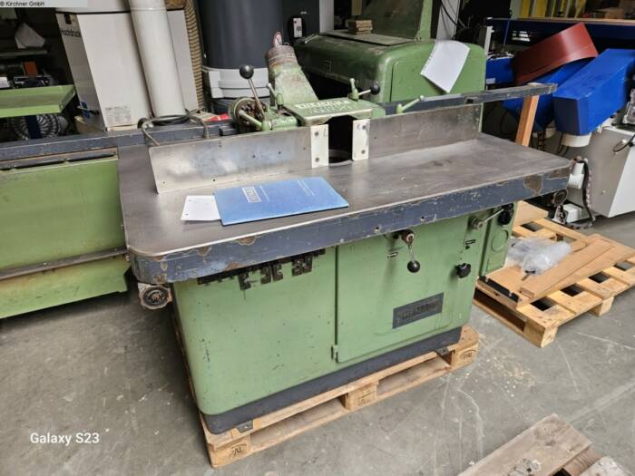 Rigid router table